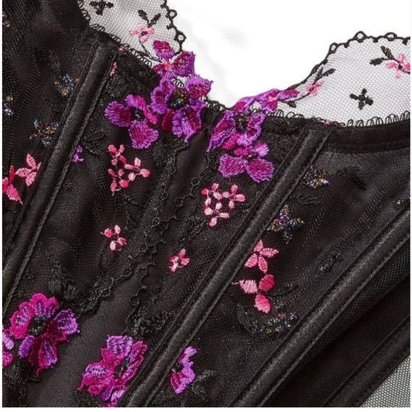Victoria's Secret CORSET BRA SET BLACK Purple EMBROIDERED - Picture 2 of 6
